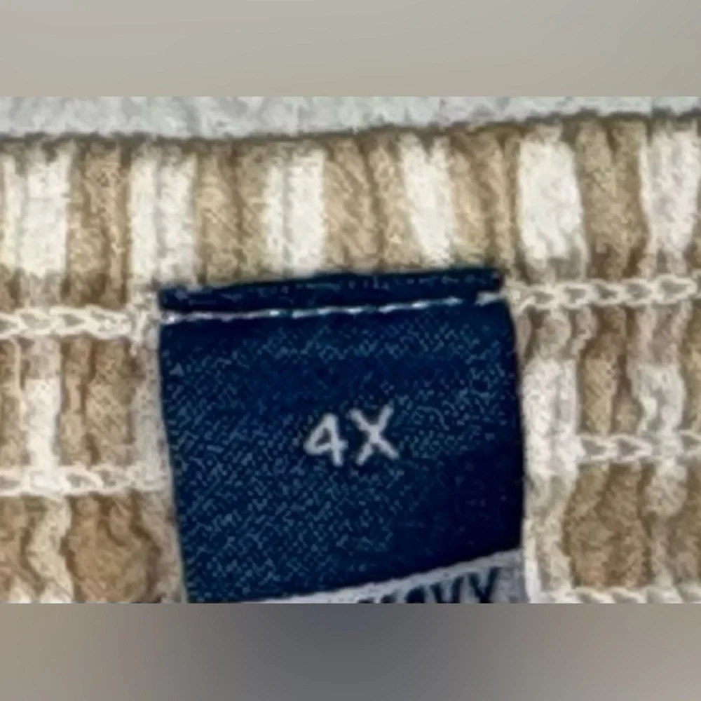 Old Navy Gingham Spaghetti Strap Women's Top (NWOT) - Picture 5 of 8